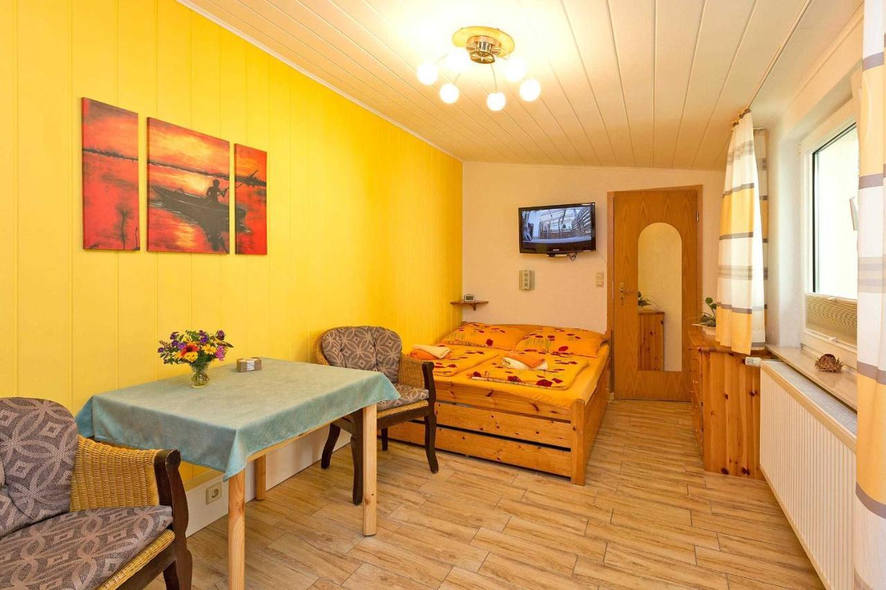 Ferienwohnung Waren See 5671 Стая снимка